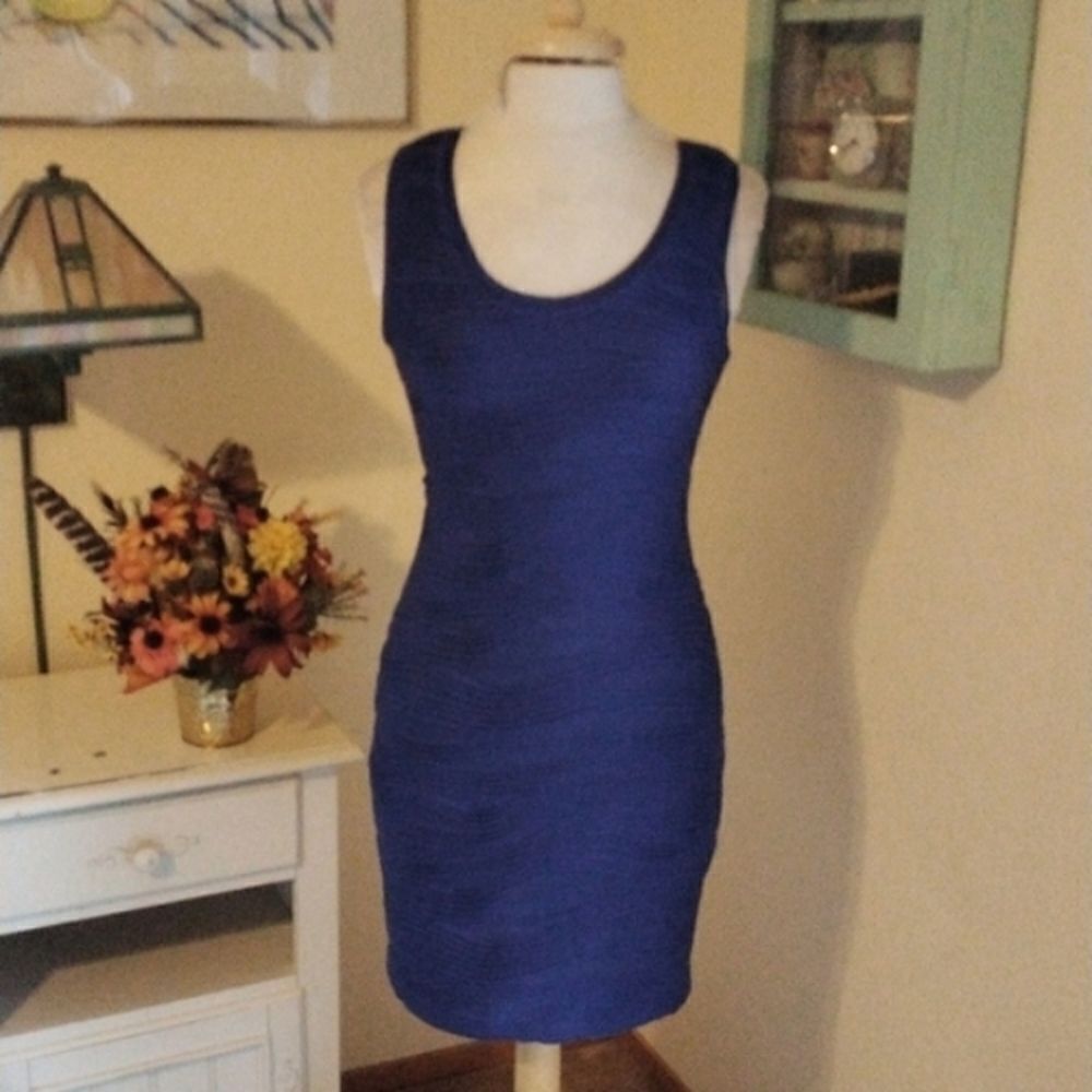 Rachel Rachel Roy Body Con Dress - Picture 1 of 12